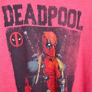 Marvel Official Deadpool Red Graphic T Shirt Short Sleeve Unisex size Large
